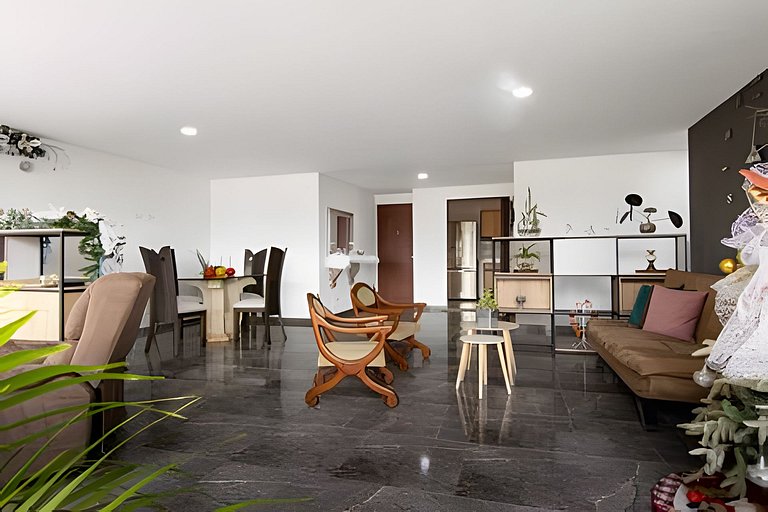 Excelente Apto en Medellin | 11 Huespedes | Wifi