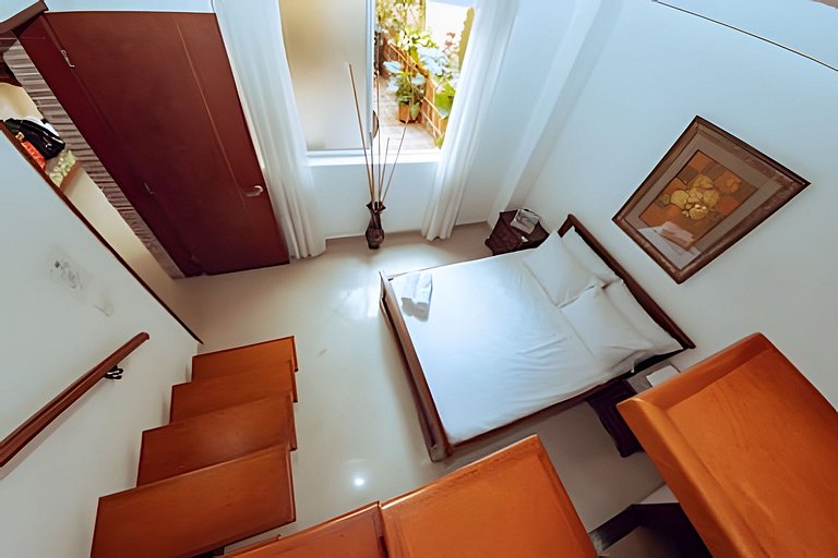 PH amplio cerca del parque Laureles, con terraza