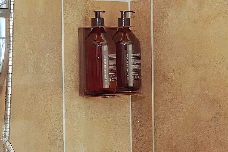 PH amplio cerca del parque Laureles, con terraza