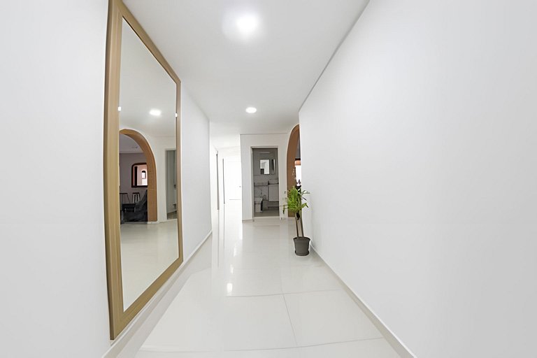 Apto Ideal Medellín | 7 Personas | Wifi | Parking