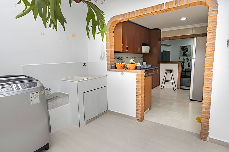 Apto Ideal Medellín | 7 Personas | Wifi | Parking