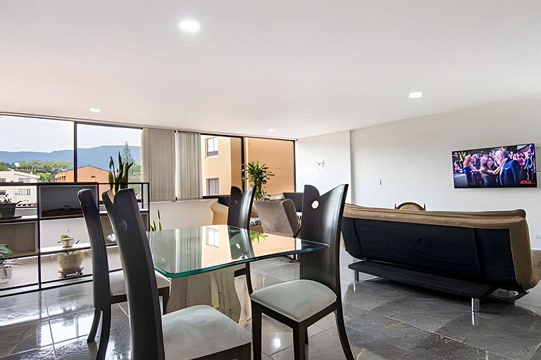 Excelente Apto en Medellin | 11 Huespedes | Wifi