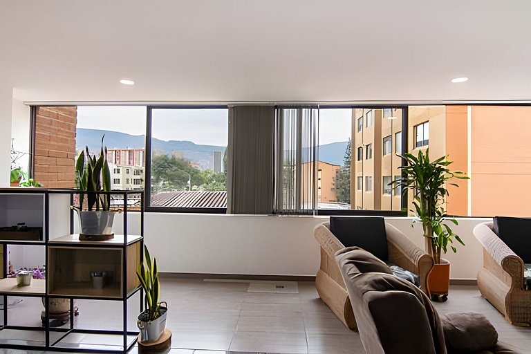 Excelente Apto en Medellin | 11 Huespedes | Wifi