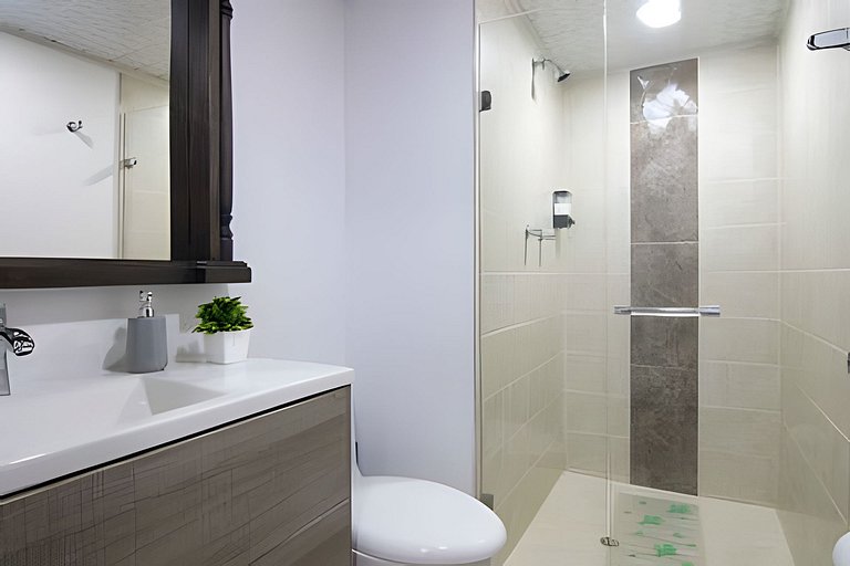 Excelente Apto en Medellin | 11 Huespedes | Wifi