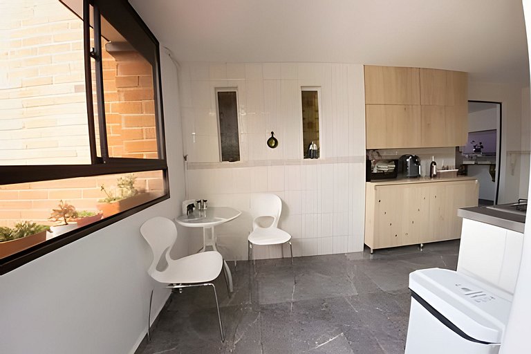 ¡Vive al máximo Medellín! | Parqueadero | Cerca del estadio