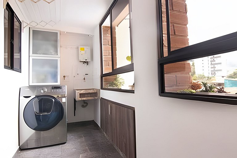 Excelente Apto en Medellin | 11 Huespedes | Wifi