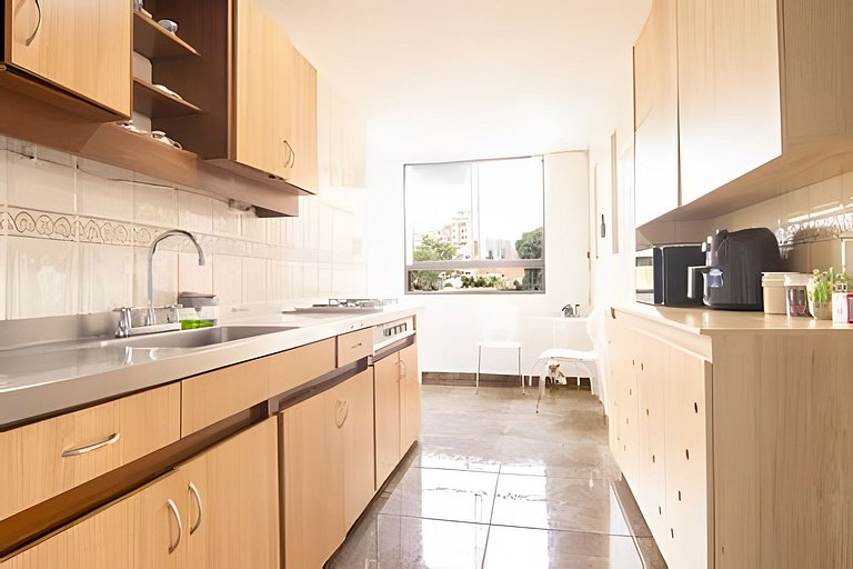 Excelente Apto en Medellin | 11 Huespedes | Wifi