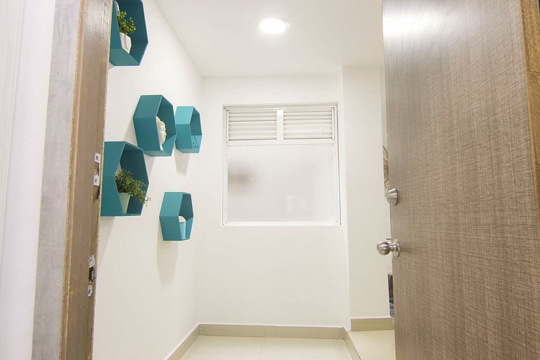 Alojamiento para 3 personas en Laureles con wifi y excelente