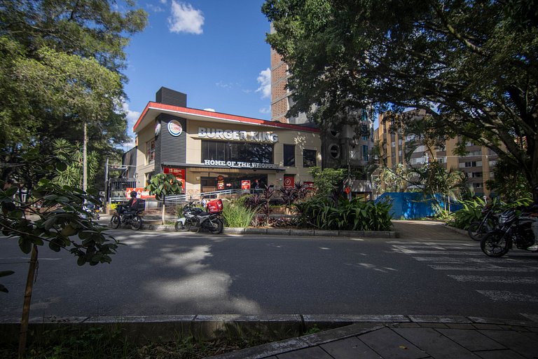 Penthouse cerca del parque Laureles y la avenida Nutibara