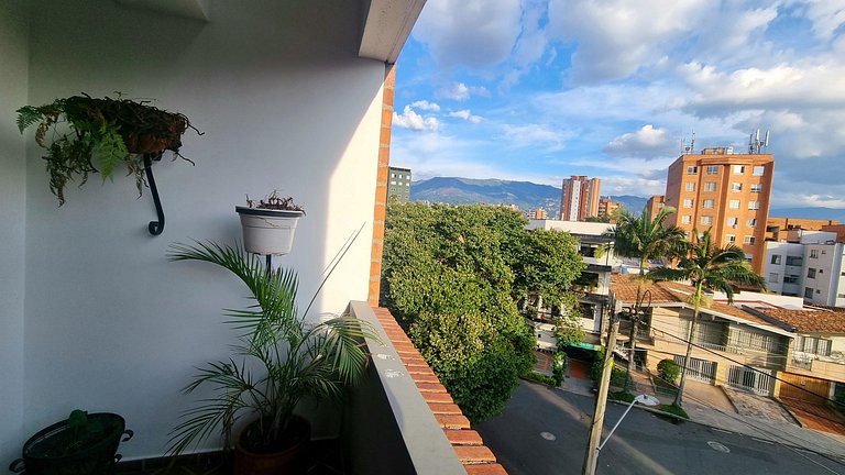 Loft cerca parque Laureles, Av Nutibara