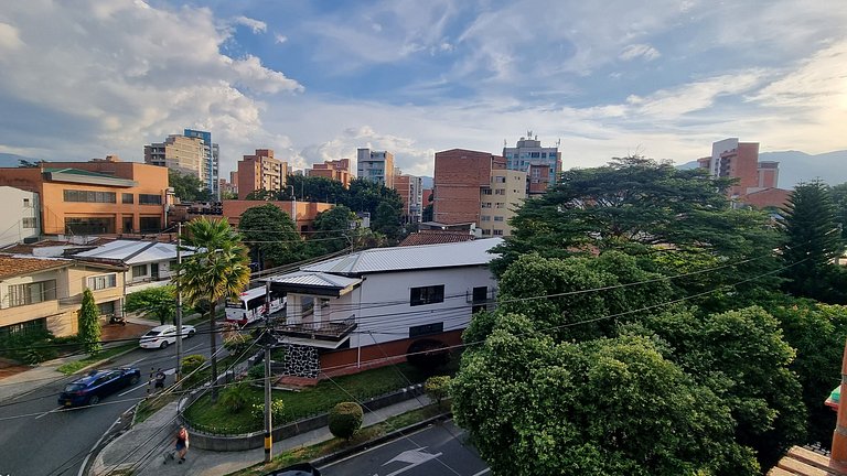 Loft cerca parque Laureles, Av Nutibara