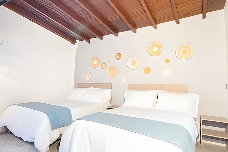 Casa Boho con jacuzzi, ideal para grupos numerosos y situada