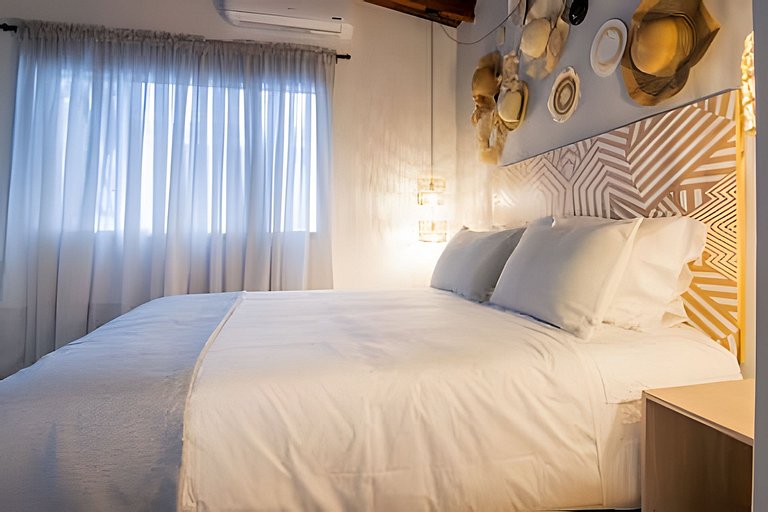 Casa Vera Familia | Jacuzzi | A/C Parking en Laureles