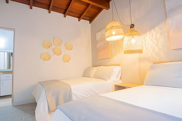 Casa Boho con jacuzzi, ideal para grupos numerosos y situada