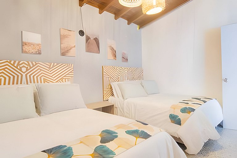 Casa Boho con jacuzzi, perfecta para grupos grandes y ubicad