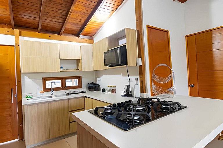 Villa Rural con Granja , fogata, y Jacuzzi SantaE