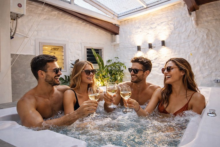 Casa Boho con jacuzzi, perfecta para grupos grandes y ubicad