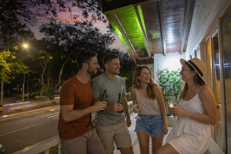 Casa Boho con jacuzzi ideal para grupos grandes, cerca de Un